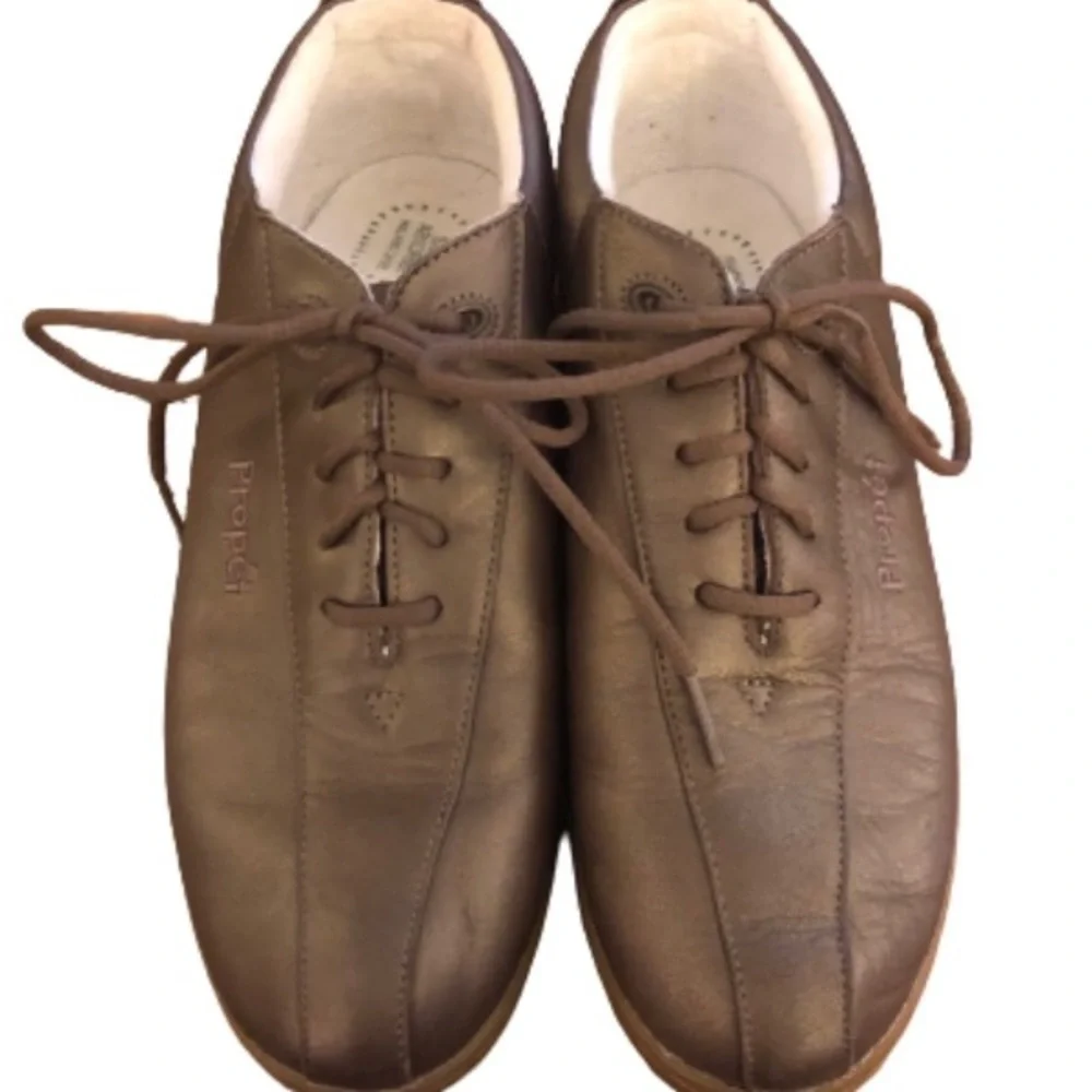 Propet  W3606 bronze Firefly lace up comfrt snkrs SIZE 9.5N metallic